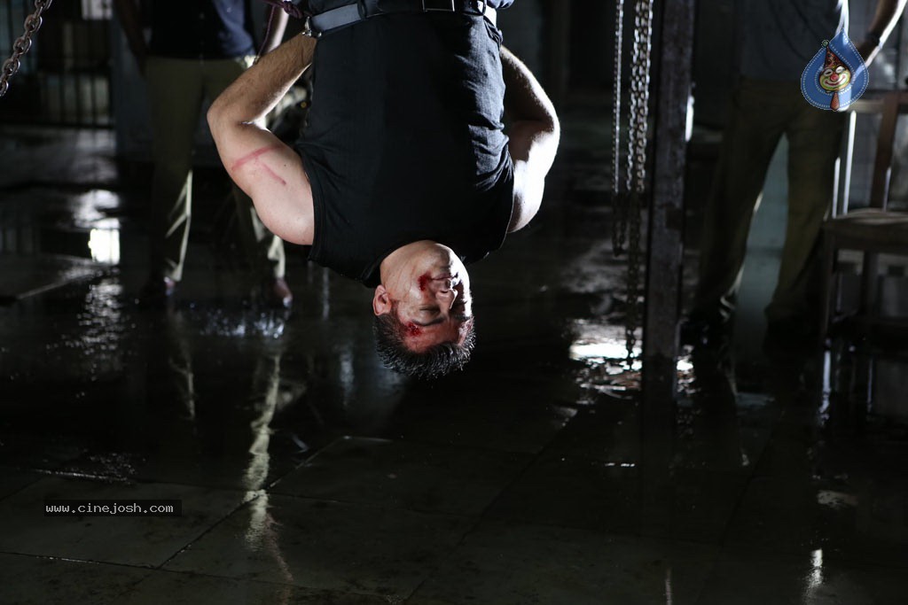 Arrambam Tamil Movie New Stills - 42 / 151 photos
