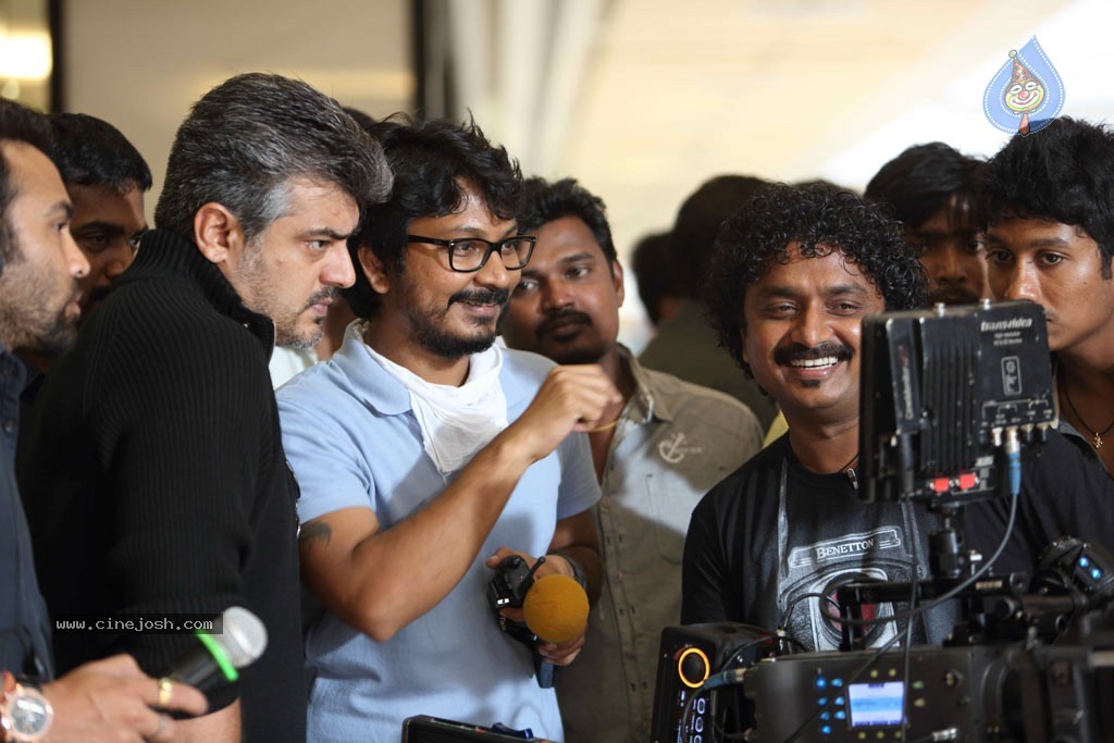 Arrambam Tamil Movie Stills - 26 / 27 photos