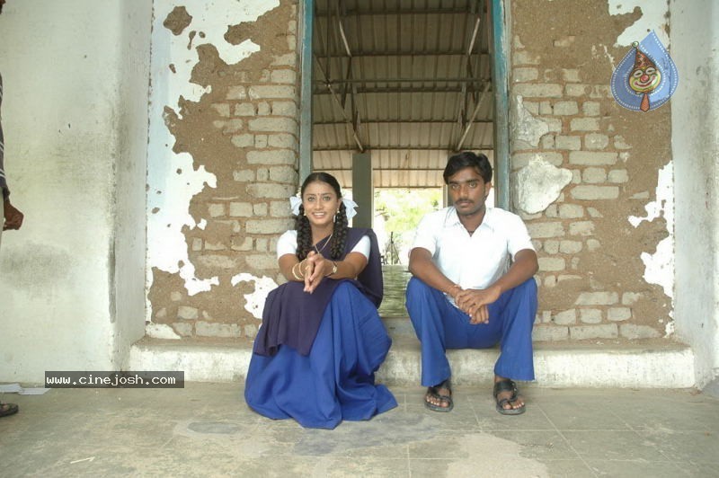 Arumbu Meesai Kurumbu Paarvai Stills - 54 / 55 photos