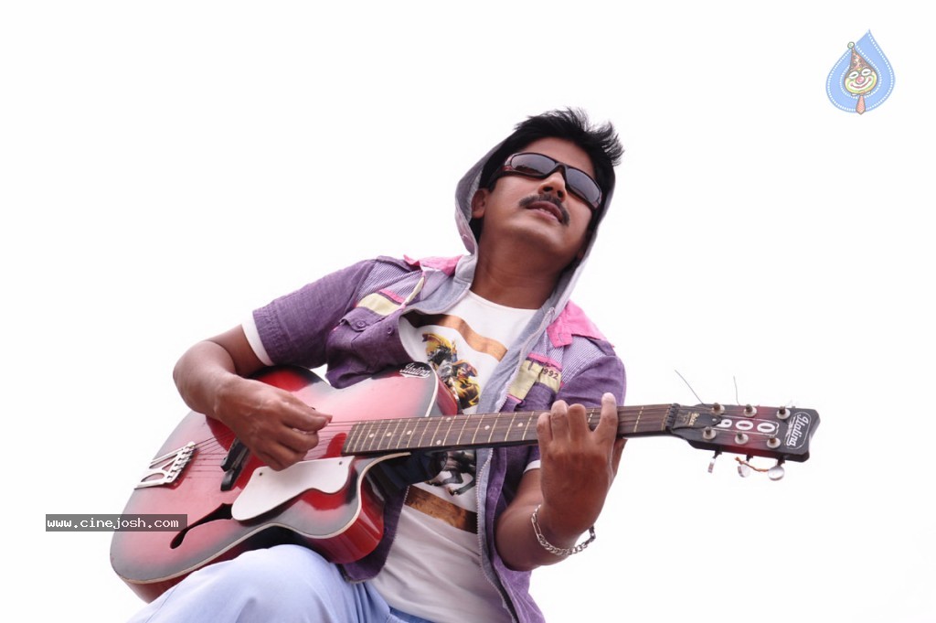 Asalem Jarigindante Movie Stills - 3 / 48 photos
