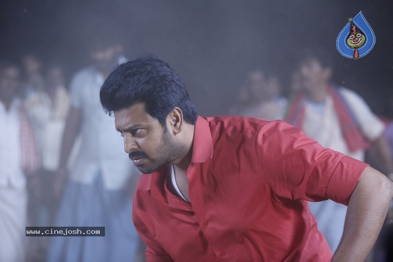 Asalem Jarigindi Movie Photos - 3 / 5 photos