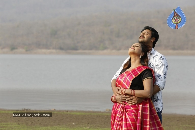 Asalem Jarigindi Movie Photos - 3 / 5 photos