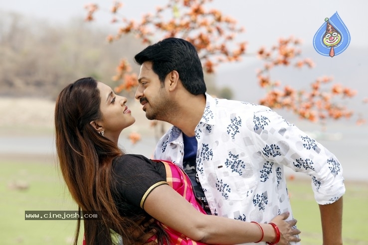 Asalem Jarigindi Movie Stills - 1 / 3 photos