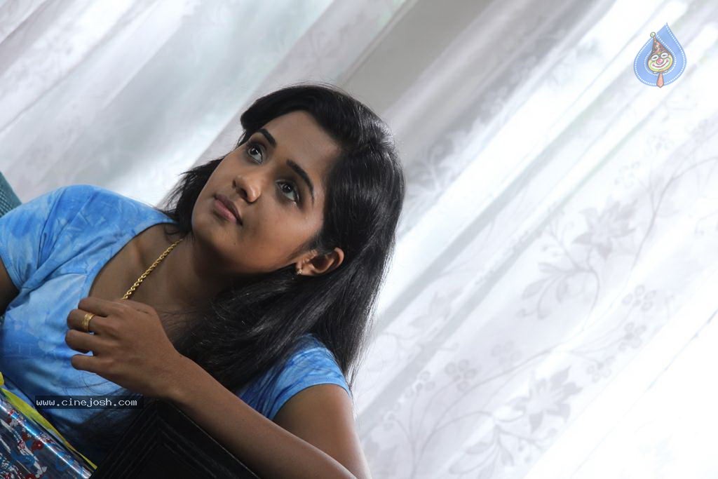Athidhi Tamil Movie Hot Stills - 25 / 57 photos