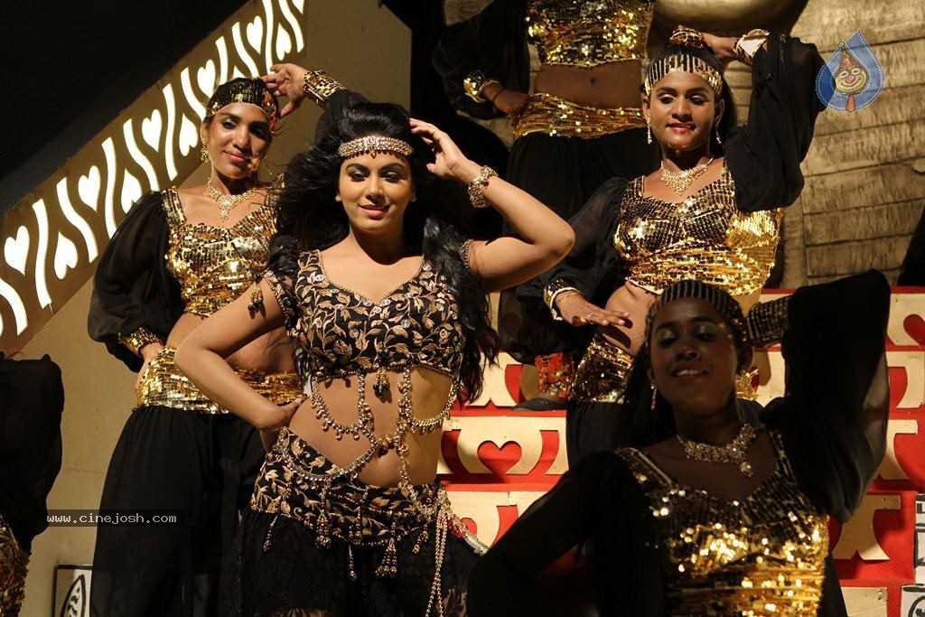 Athidhi Tamil Movie Hot Stills - 53 / 57 photos