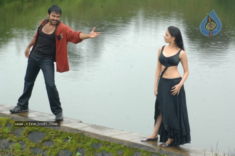  Awara Movie Stills - 64 / 121 photos