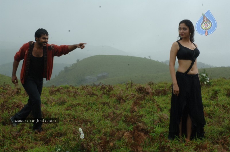  Awara Movie Stills - 81 / 121 photos