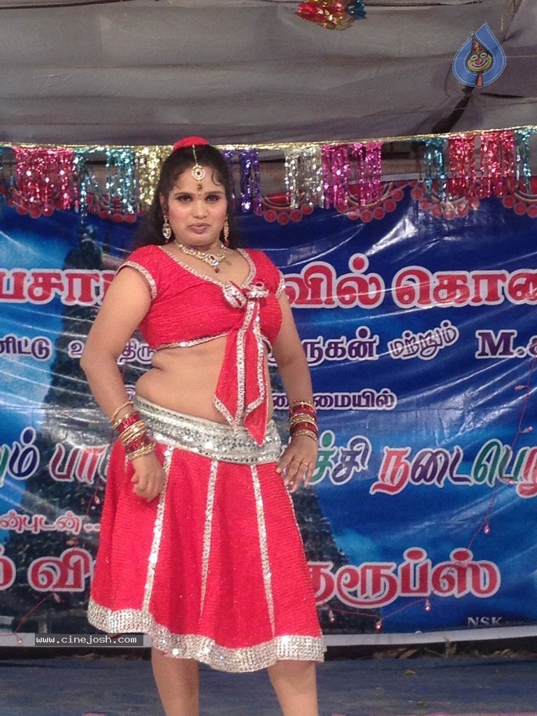 Azhagan Murugan Tamil Movie Stills - 16 / 38 photos