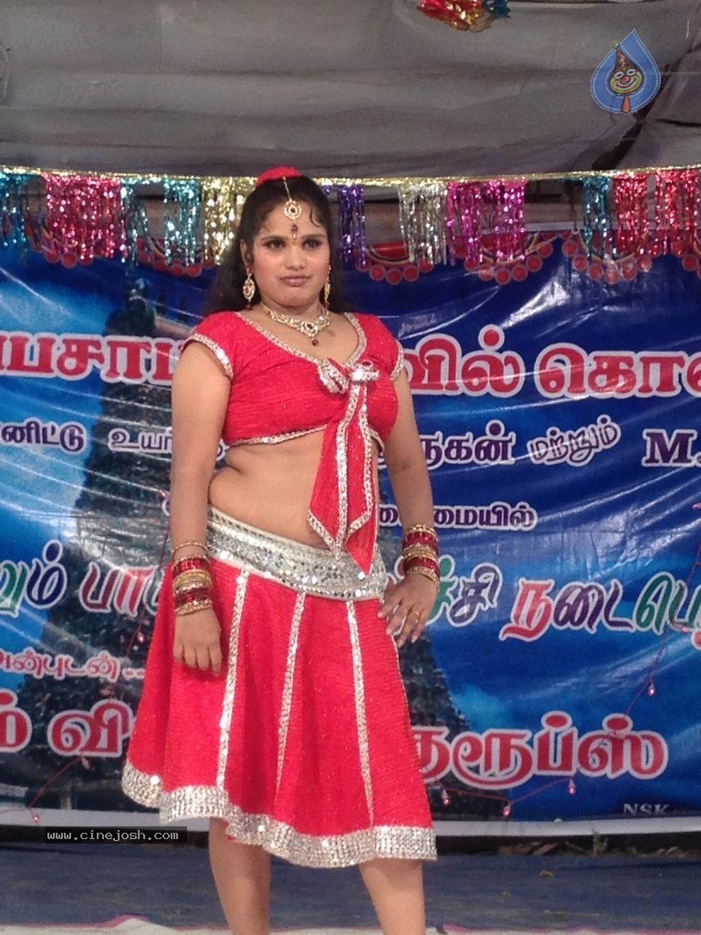 Azhagan Murugan Tamil Movie Stills - 35 / 38 photos