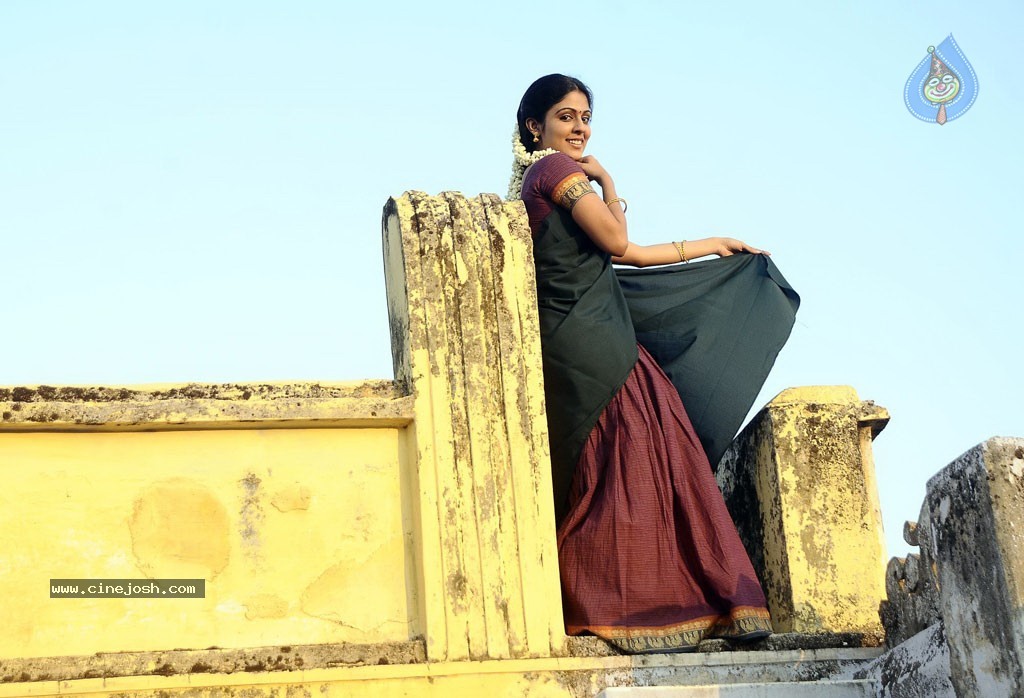 Azhagu Magan Tamil Movie Stills - 2 / 41 photos