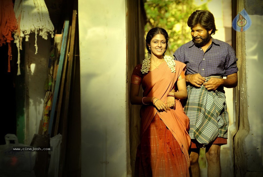 Azhagu Magan Tamil Movie Stills - 7 / 41 photos