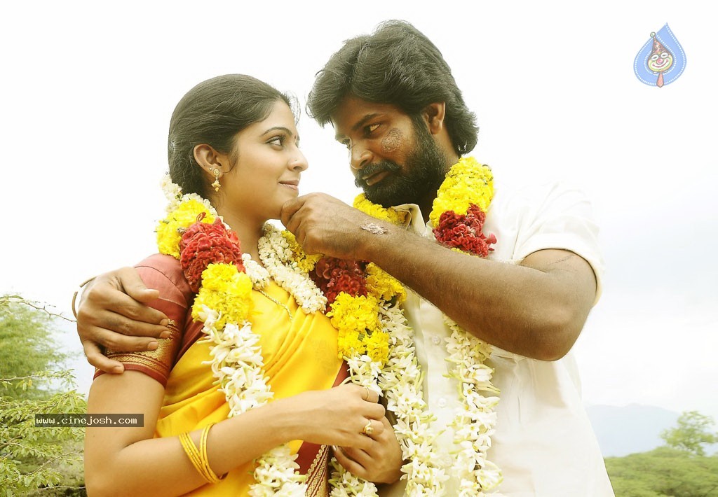 Azhagu Magan Tamil Movie Stills - 11 / 41 photos