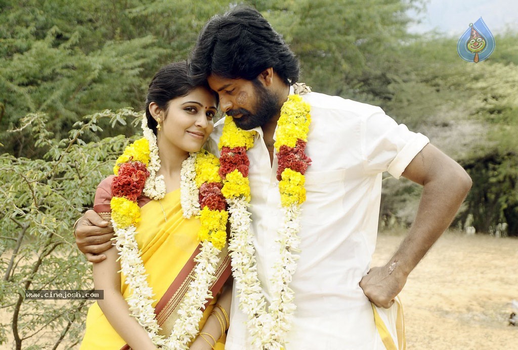 Azhagu Magan Tamil Movie Stills - 35 / 41 photos
