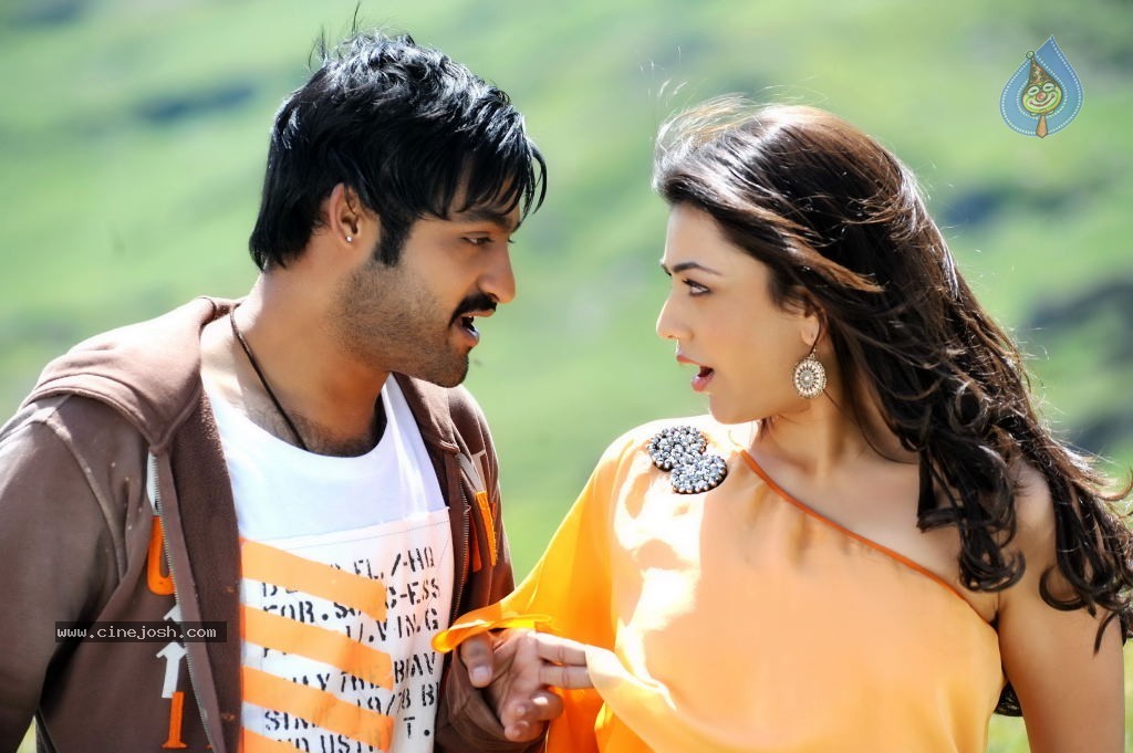 Baadshah Movie Stills n Walls - 10 / 14 photos