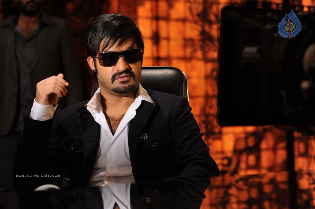 Baadshah New Stills - 41 / 64 photos