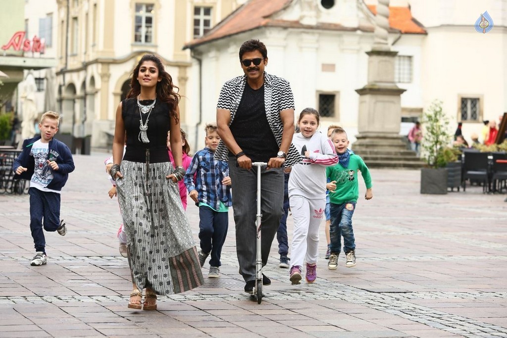 Babu Bangaram Movie Gallery - 24 / 31 photos