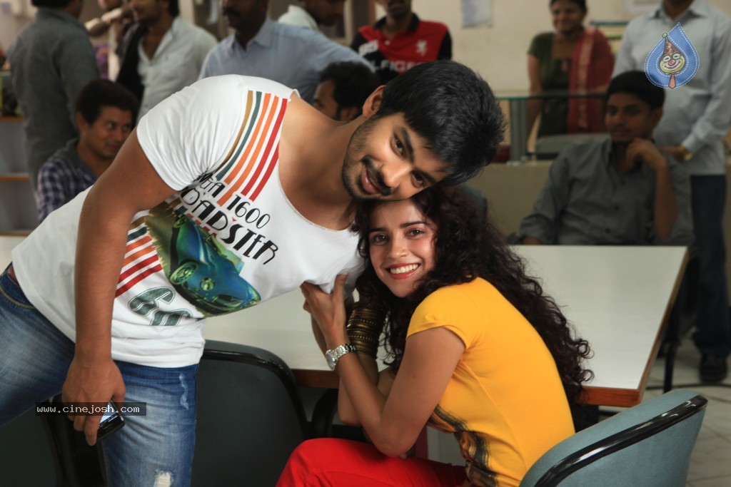 Back Bench Student Movie Stills n Walls - 30 / 37 photos