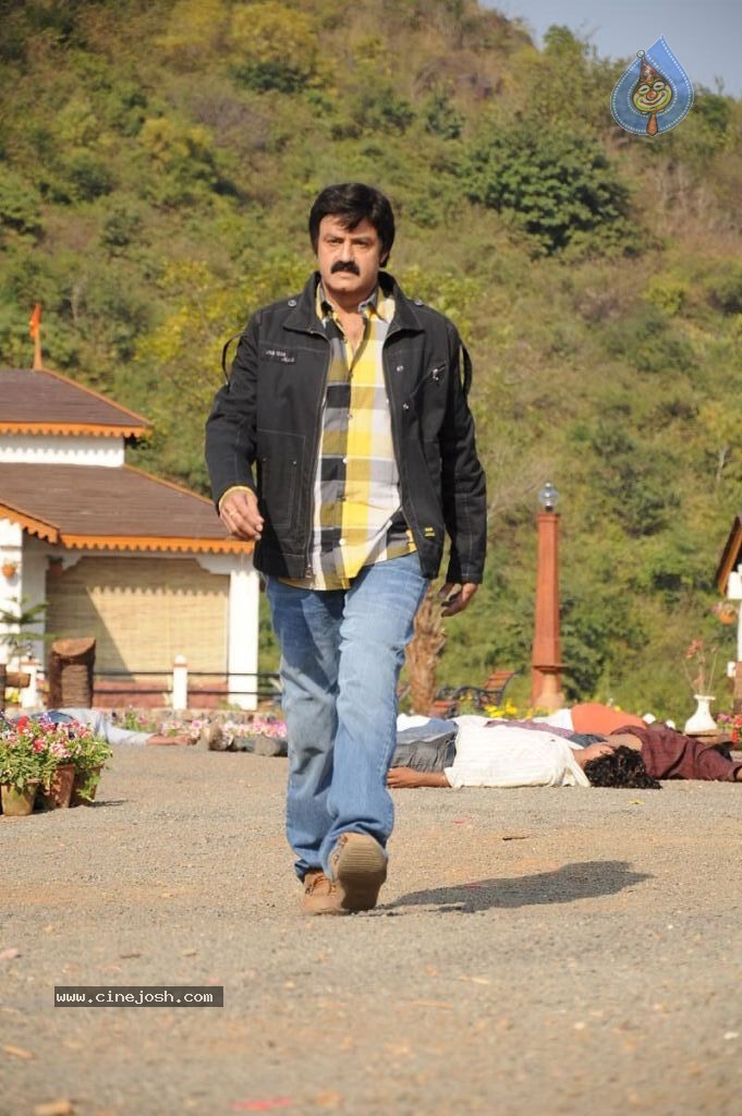 Balakrishna Sri Keerthi Combines Movie Stills - 2 / 6 photos