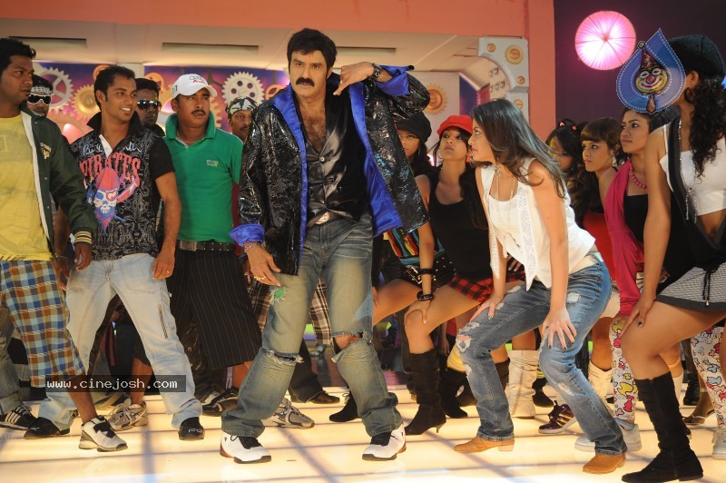 Balakrishna's Simha Movie Latest Gallery - 33 / 40 photos