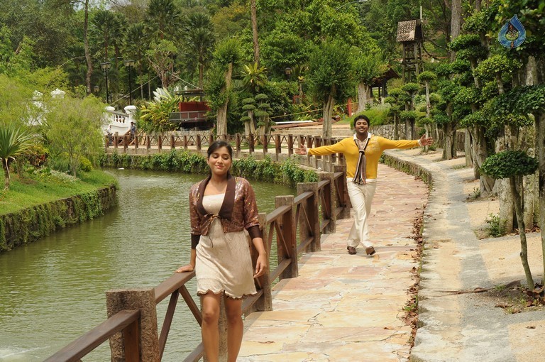 Balapam Patti Bhama Odilo Movie Photos and Posters - 22 / 30 photos