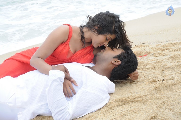 Balapam Patti Bhama Odilo Movie Photos and Posters - 23 / 30 photos