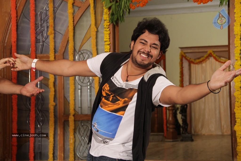Band Baaja Stills n Walls - 12 / 93 photos