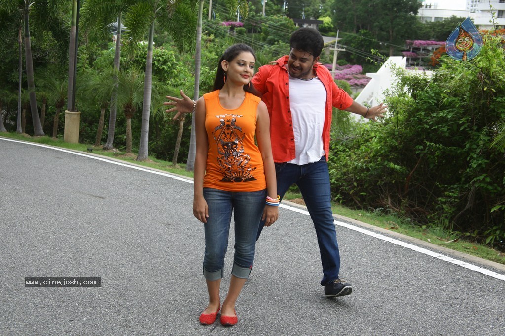Band Baaja Stills n Walls - 15 / 93 photos