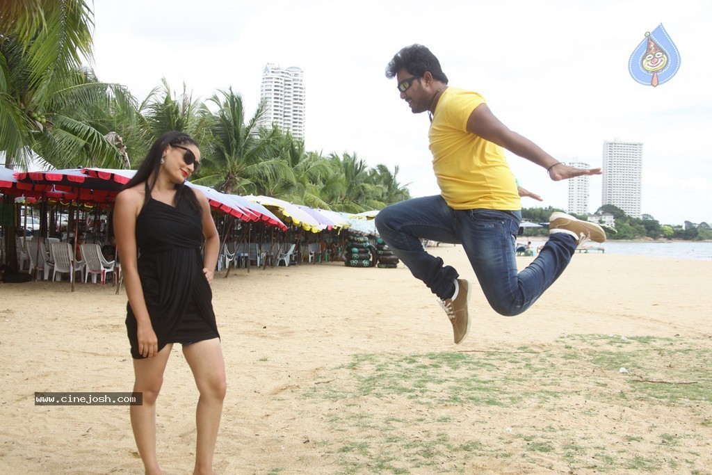 Band Baaja Stills n Walls - 24 / 93 photos
