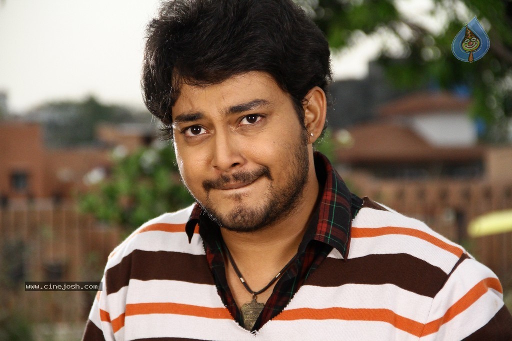 Band Baaja Stills n Walls - 31 / 93 photos