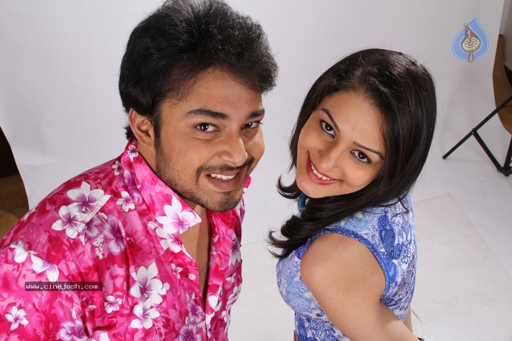 Band Baaja Stills n Walls - 34 / 93 photos
