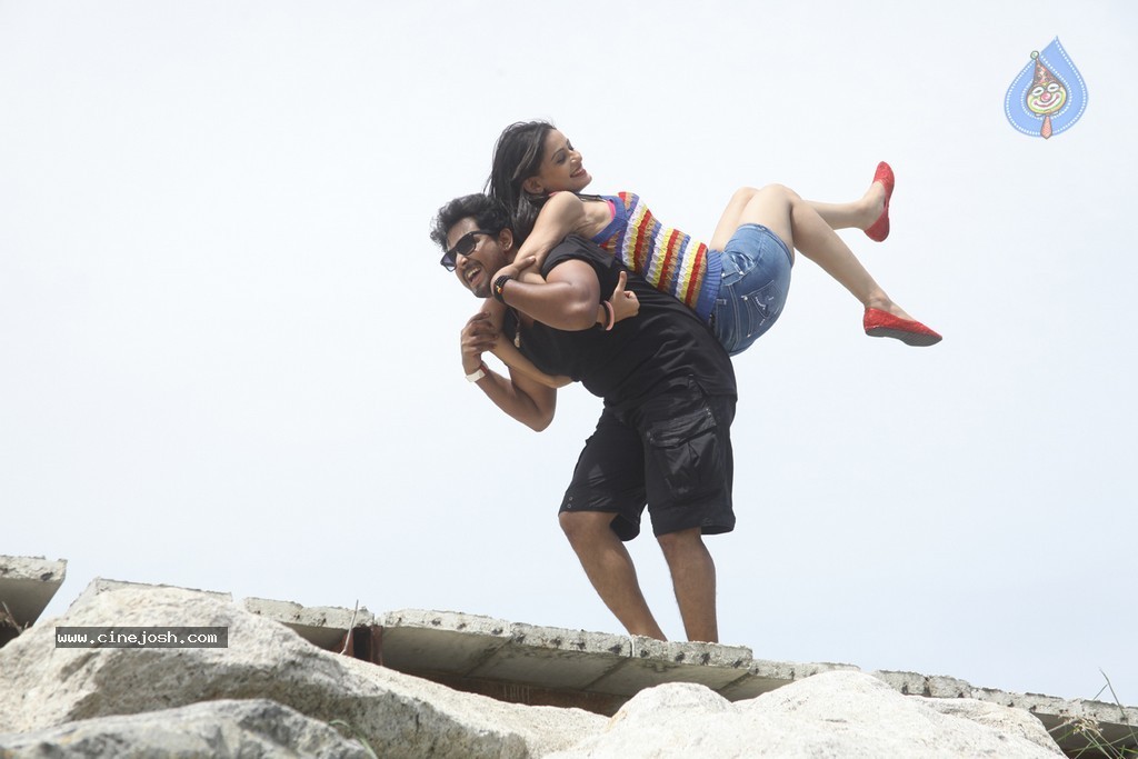 Band Baaja Stills n Walls - 37 / 93 photos