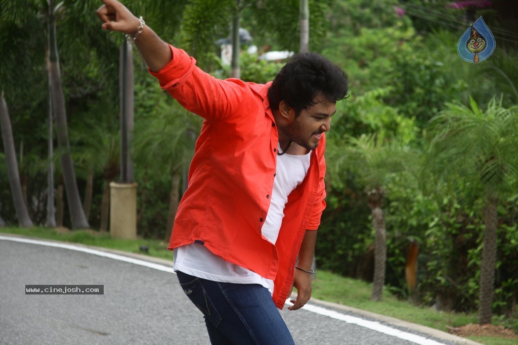 Band Baaja Stills n Walls - 51 / 93 photos