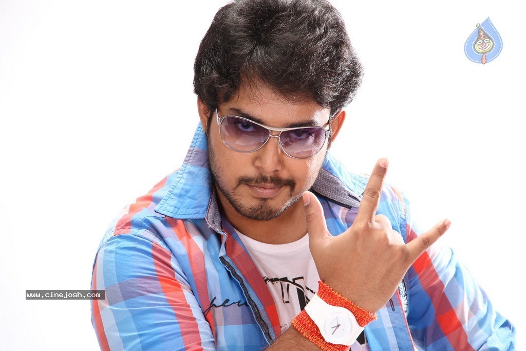 Band Baaja Stills n Walls - 64 / 93 photos