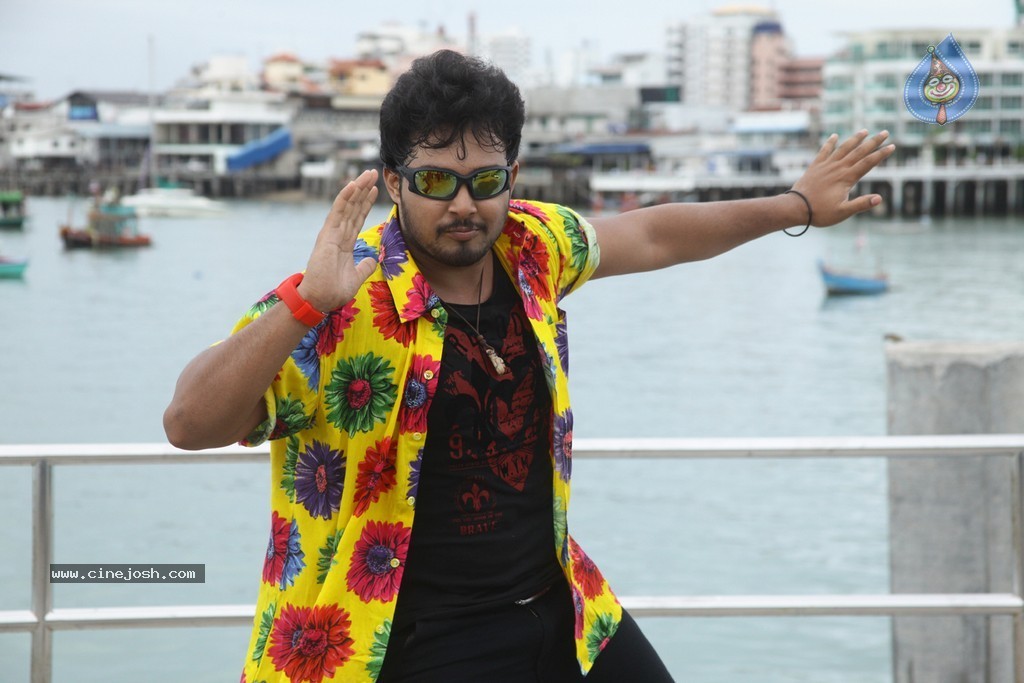 Band Baaja Stills n Walls - 71 / 93 photos
