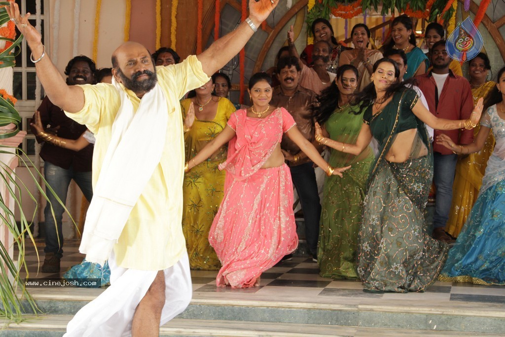 Band Baaja Stills n Walls - 87 / 93 photos