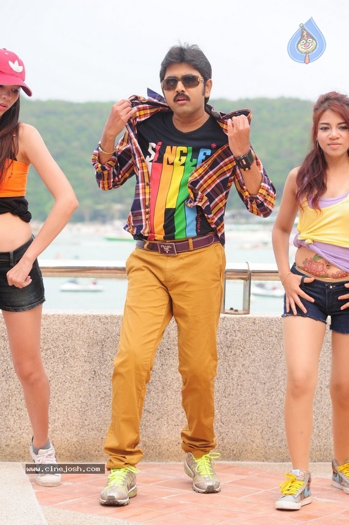 Band Balu Movie New Photos - 36 / 45 photos