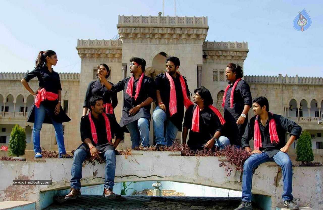 Bhandook Movie Stills and Posters - 4 / 47 photos