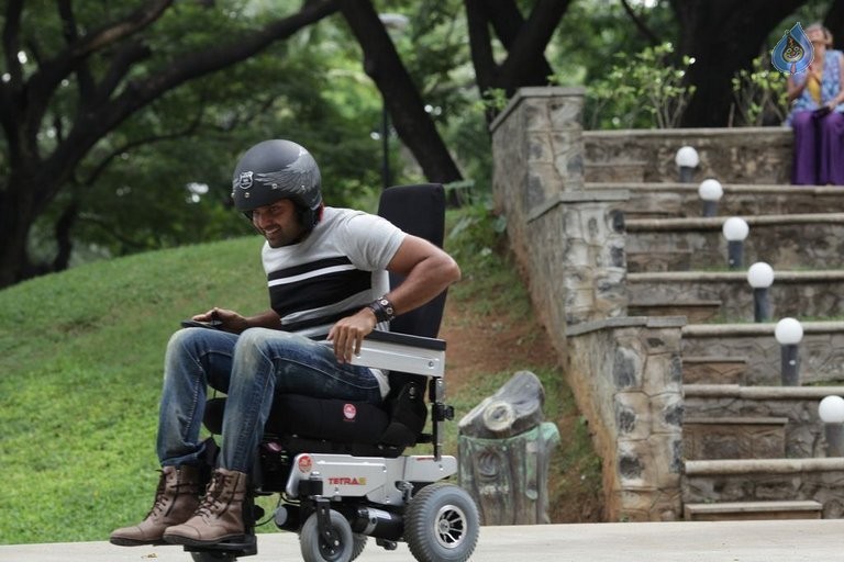 Bangalore Naatkal Photos and Posters - 37 / 84 photos