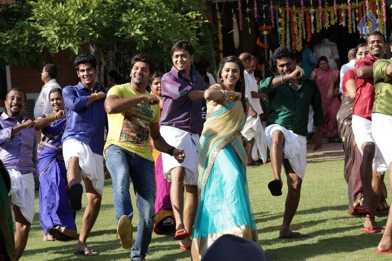 Bangalore Naatkal Photos and Posters - 61 / 84 photos