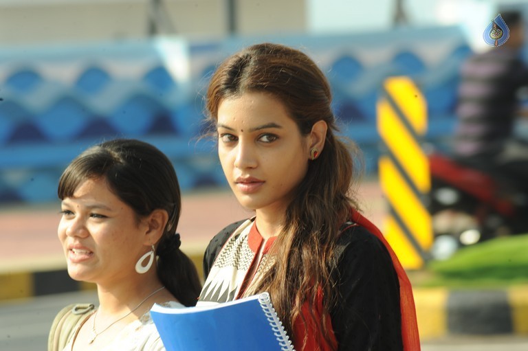 Banthi Poola Janaki New Photos - 10 / 10 photos