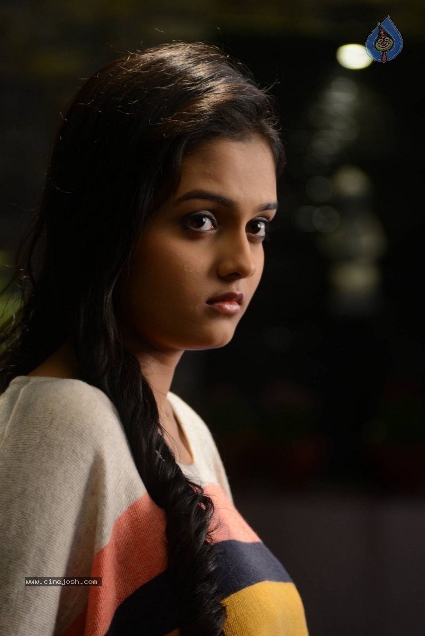 Basthi Movie Stills and Posters - 17 / 128 photos