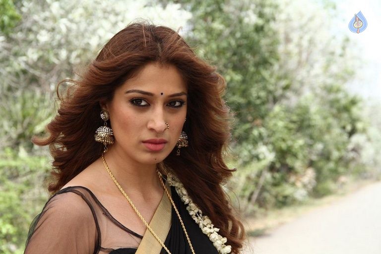 Begampeta Movie New Photos - 19 / 20 photos