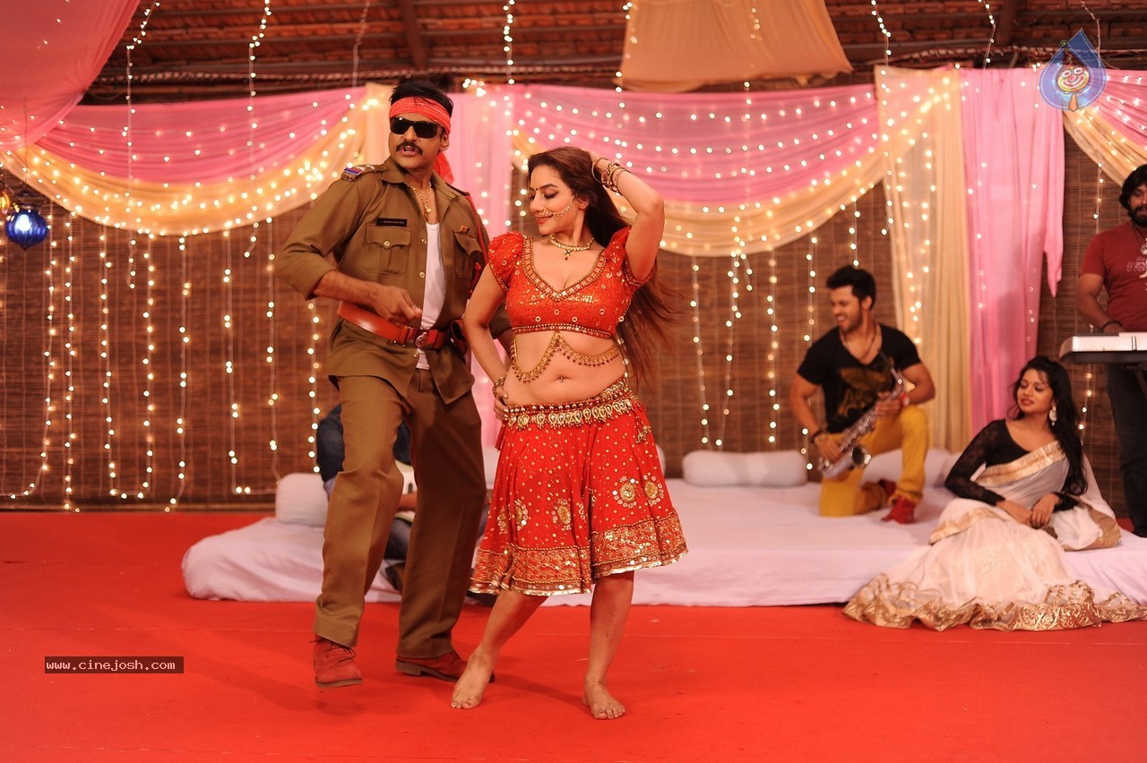 Best Friends Forever Movie Stills - 110 / 112 photos