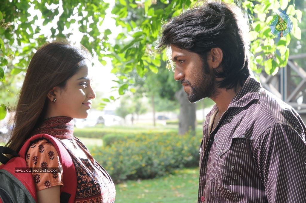Bhagyanagaram Movie Hot Stills - 13 / 43 photos