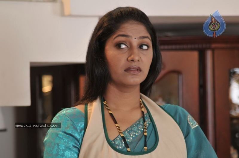 Bhale Mogudu Bhale Pellam Movie Gallery - 58 / 94 photos