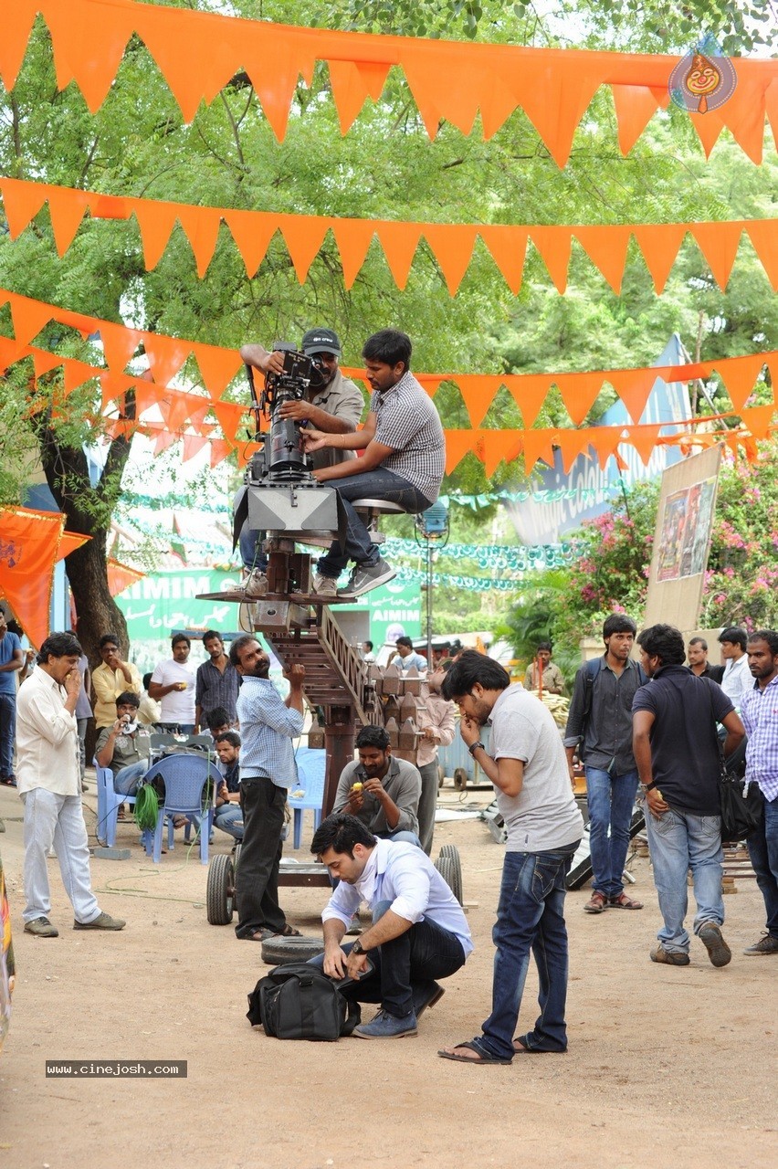 Bham Bolenath Latest Photos - 6 / 15 photos