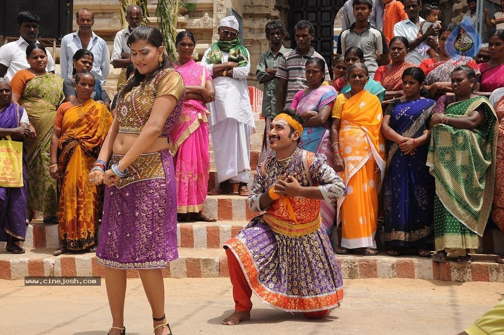 Bharani Tamil Movie Stills - 30 / 44 photos