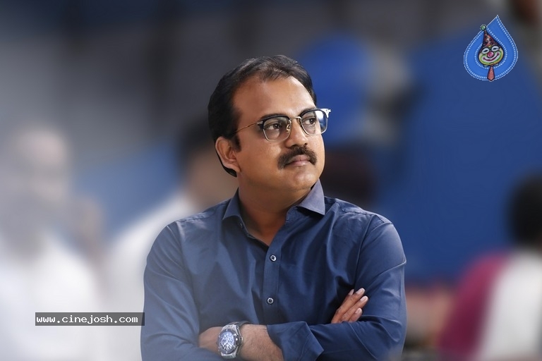 Bharat Ane Nenu Working Stills - 3 / 9 photos