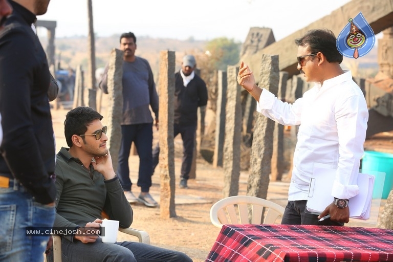 Bharat Ane Nenu Working Stills - 7 / 9 photos