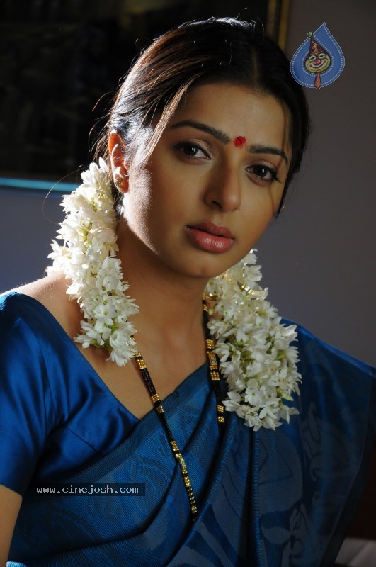Bhumika,Prakash Raj Latest Movie Stills - 10 / 18 photos